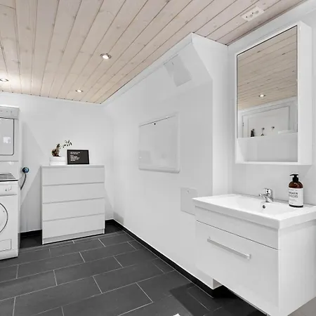 House In - Close To Ons 2024 Apartment